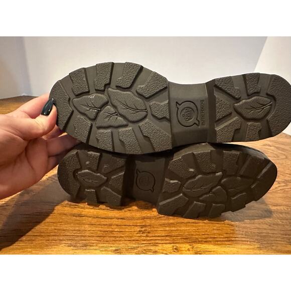 Born Women’s Tricia Handcrafted Leather Ankle Boots – Brown – Size 6M – NWOB - Picture 9 of 12